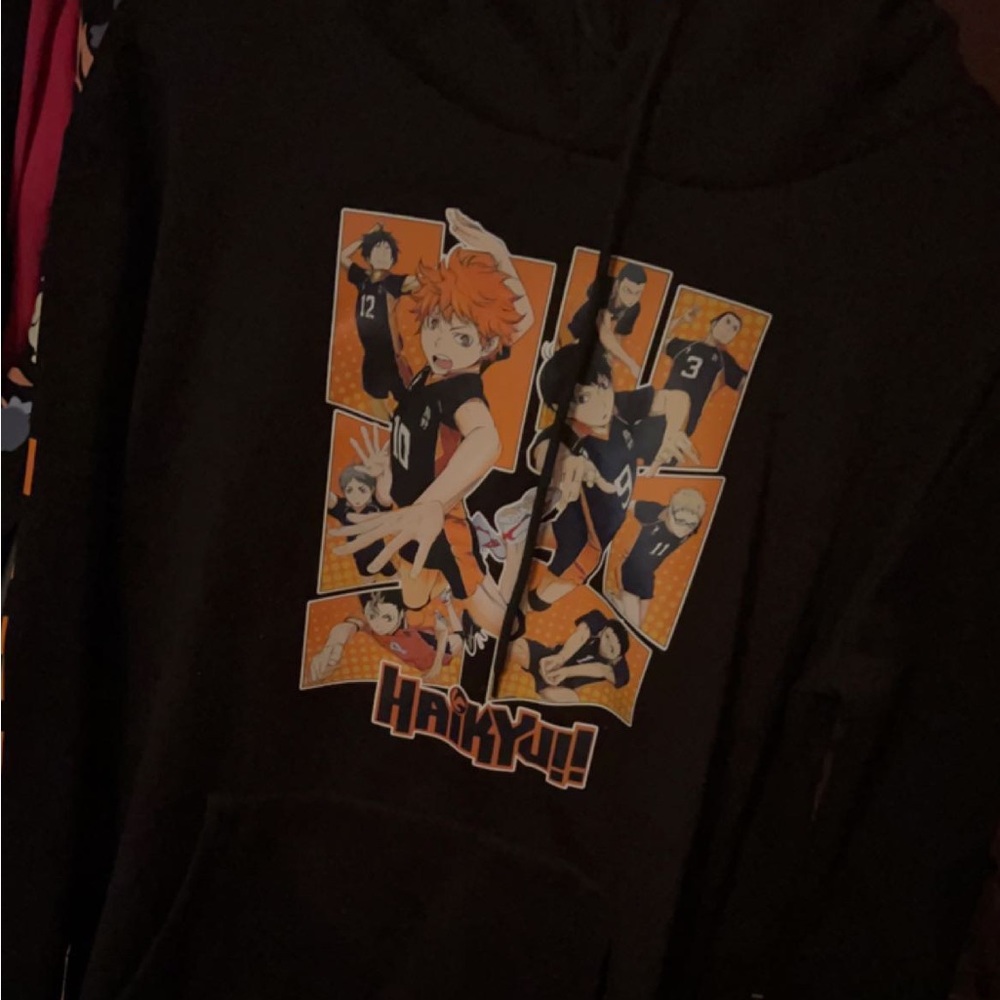 Anime haikyuu hoodie in a size L